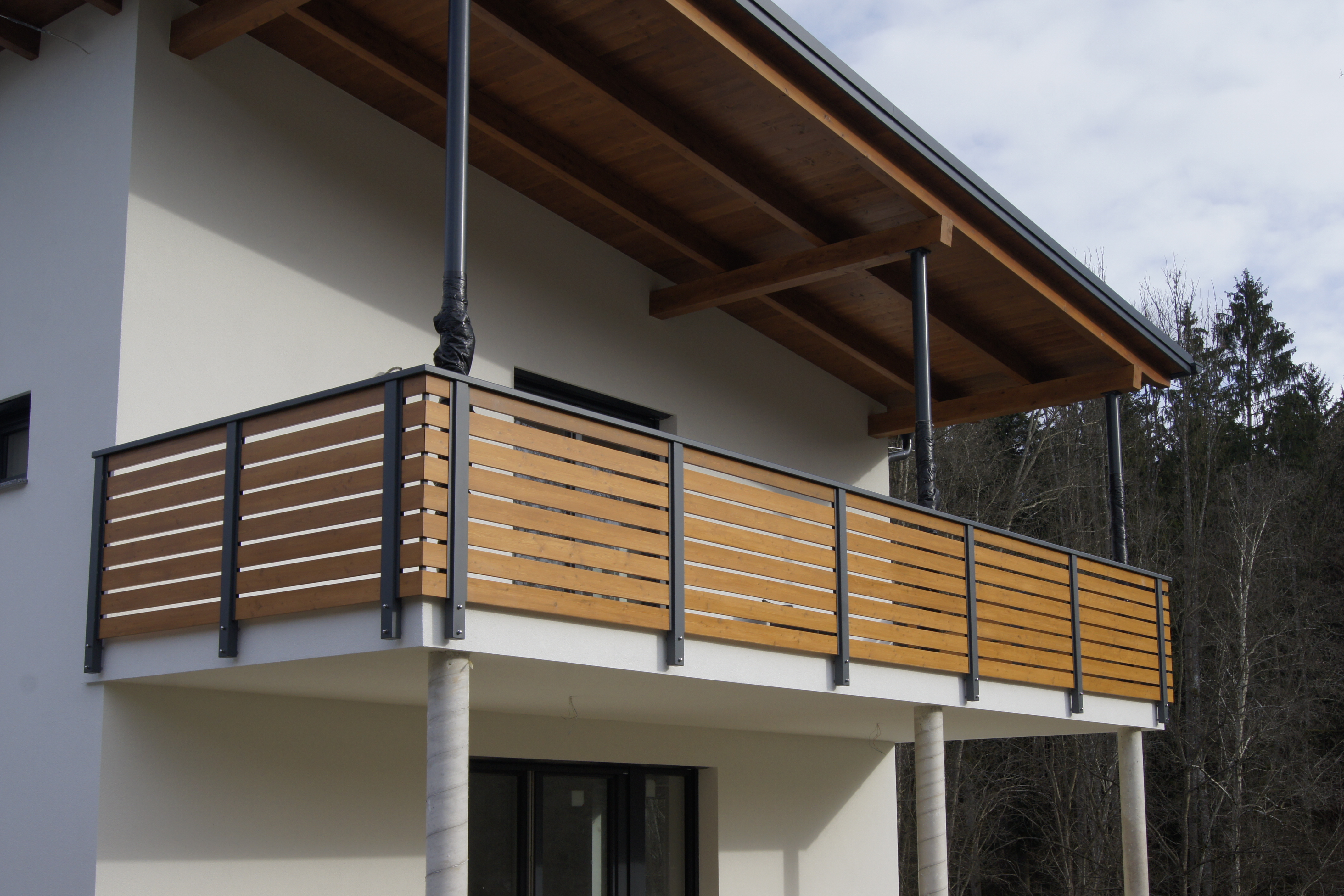 Holzbalkon Beispiel
